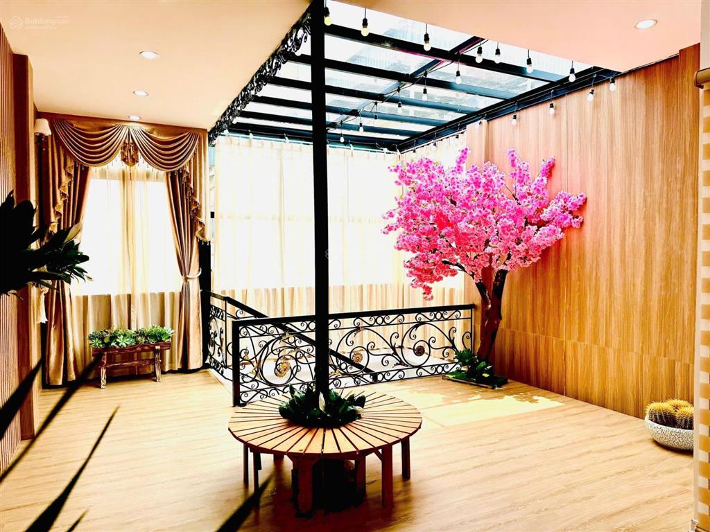 Bán gấp nhà riêng tại đặng tiến đông, 12,2 tỷ, 45 m2, 3pn, 4wc, 6 tầng