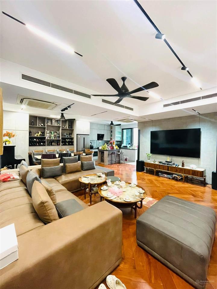 Bán căn hộ chung cư 139m2 tại vc7 housing complex  136 hồ tùng mậu, bắc từ liêm, 11,55 tỷ