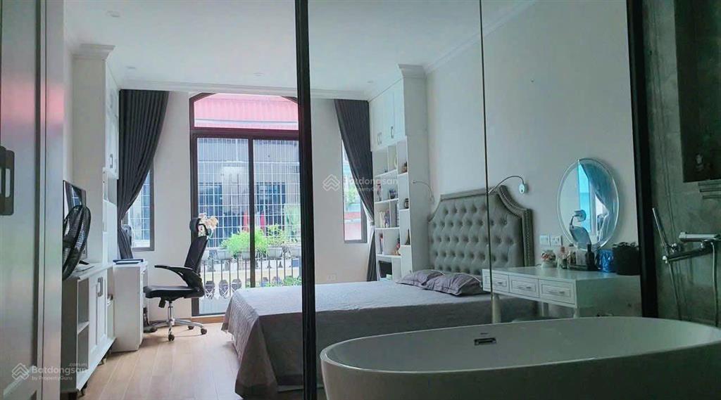 Bán nhà riêng tại khương trung, 16,9 tỷ, 36 m2, 4pn, 4wc hot!