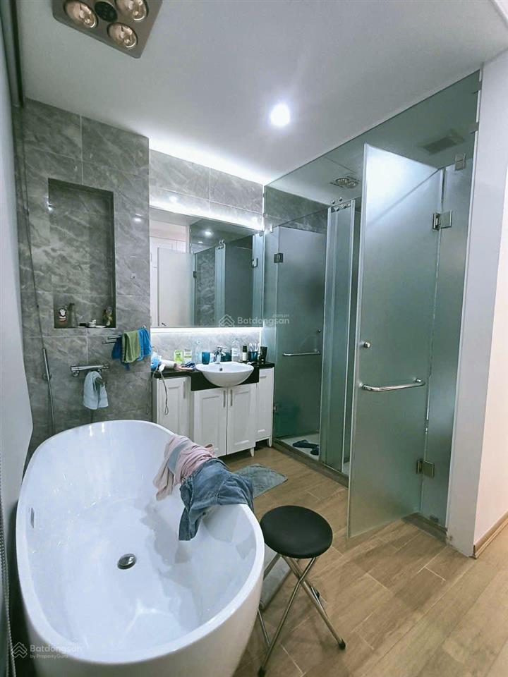 Bán nhà riêng tại khương trung, 16,9 tỷ, 36 m2, 4pn, 4wc hot!