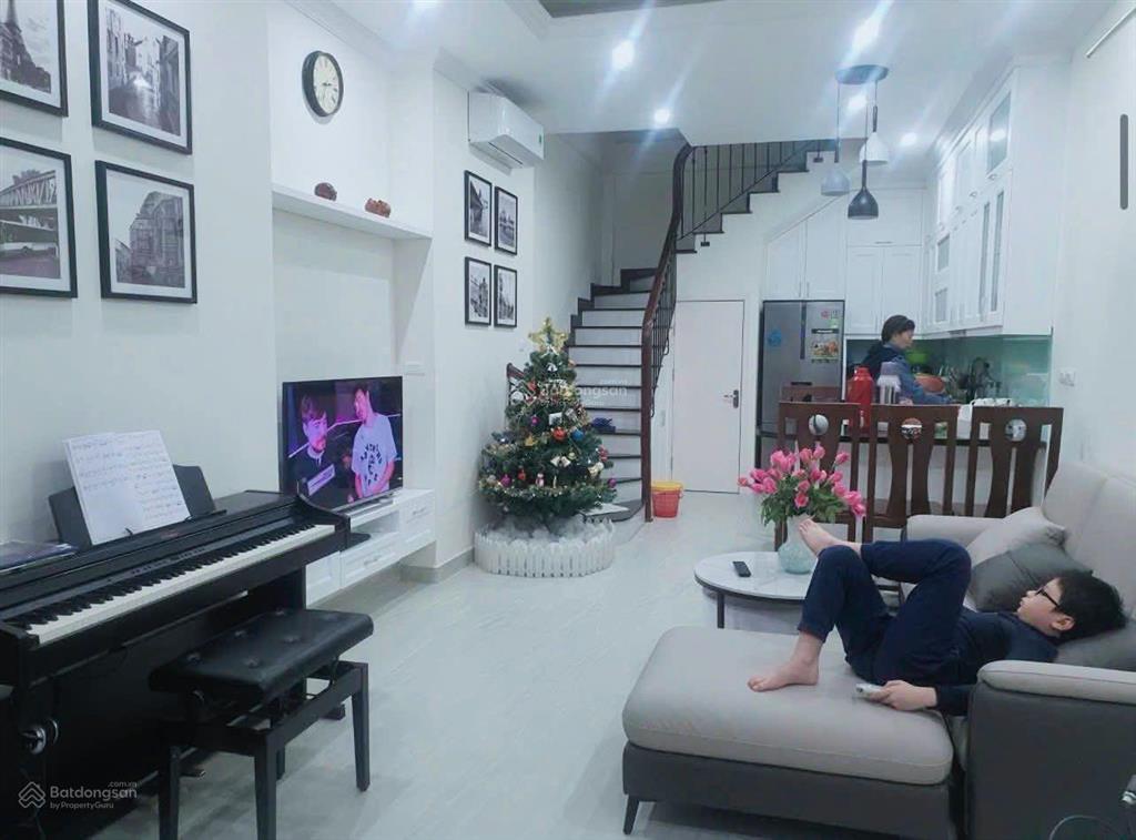 Bán nhà riêng tại khương trung, 16,9 tỷ, 36 m2, 4pn, 4wc hot!