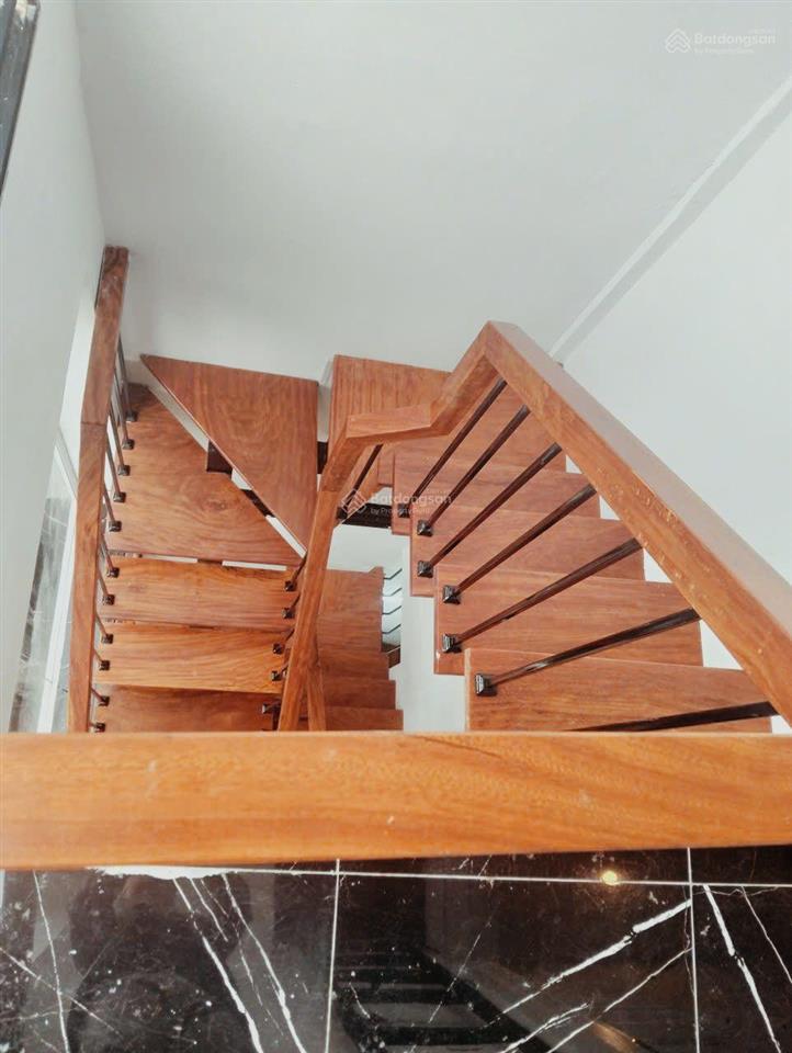 Bán nhà riêng tại cửa bắc, 7 tỷ, 21.5 m2, 3pn + 4wc + bếp, 5 tầng
