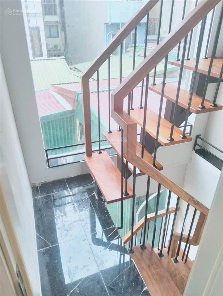 Bán nhà riêng tại cửa bắc, 7 tỷ, 21.5 m2, 3pn + 4wc + bếp, 5 tầng