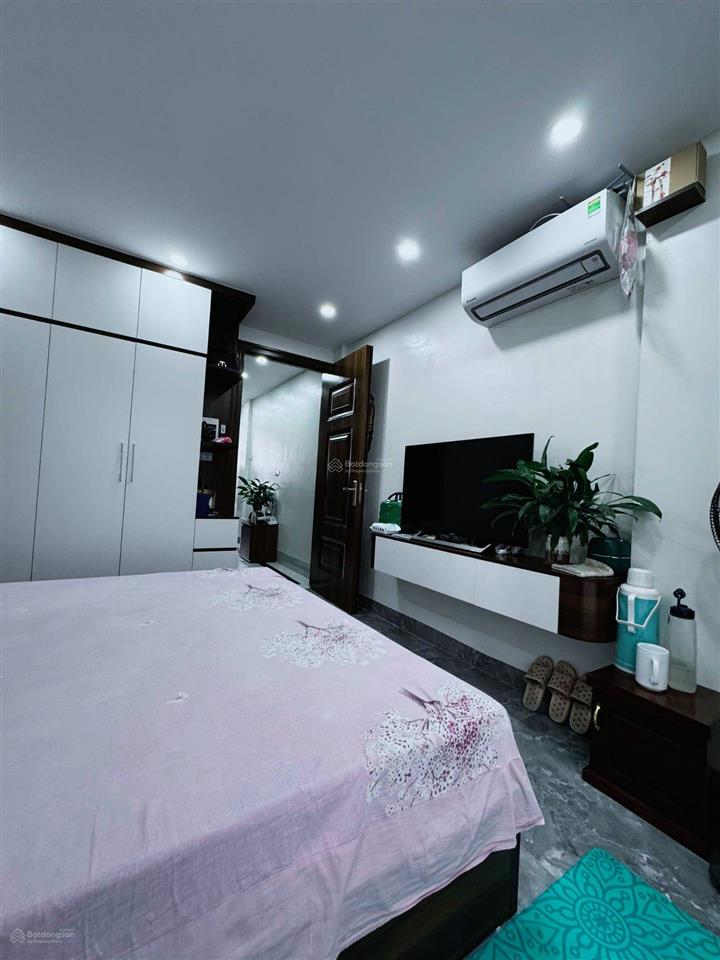 Bán nhà riêng tại phố phan văn trường, 17,5 tỷ, 50m2, 8pn, 6wc, 7t
