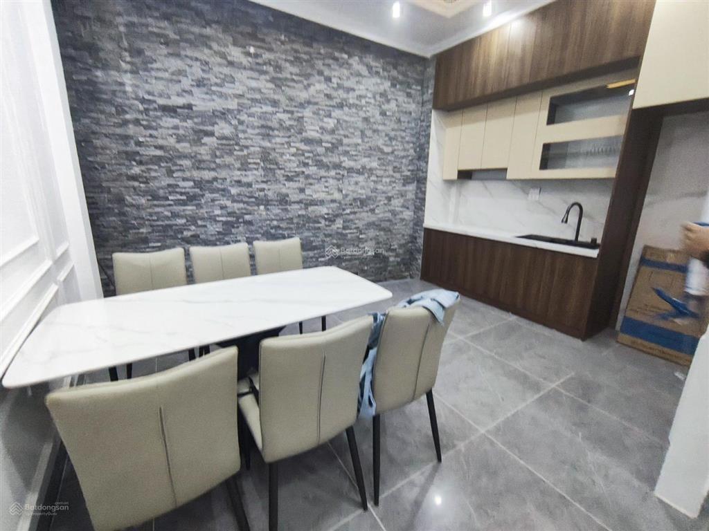 Hàng hiếm tại vương thừa vũ, 11,6 tỷ, 44m2, 6pn, 4wc, 5 tầng
