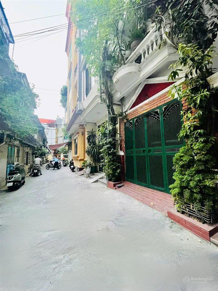Bán nhà riêng 44m2, 10,5 tỷ tại hào nam, ô chợ dừa, đống đa, hà nội, đẹp, nhiều tiện ích