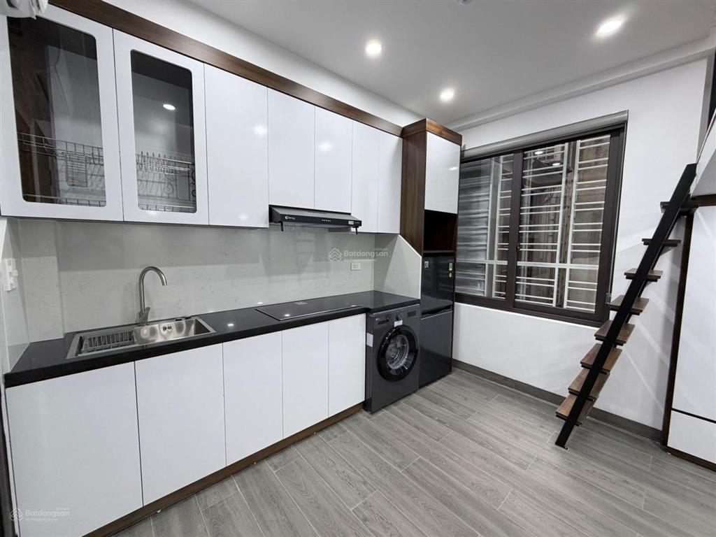 Bán cc mini 51m2, 12pn, 6wc tại hào nam, đống đa, hà nội chỉ với 19,2 tỷ