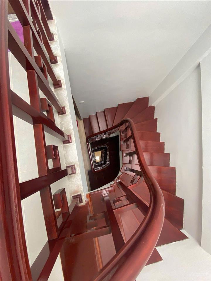 Bán nhà phố hào nam, giá tốt 12,9 tỷ, 50m2, 8pn, 4wc, view đẹp