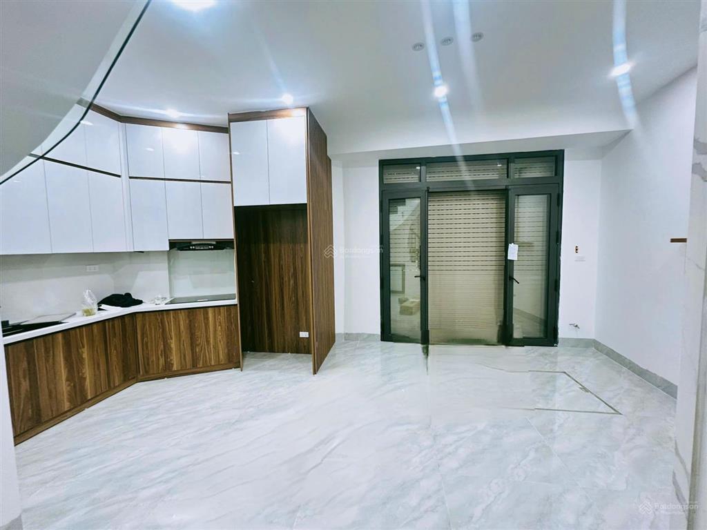 Bán nhà riêng tại phố xã đàn, giá tốt, 11,5 tỷ, 30 m2, 3pn, 5wc