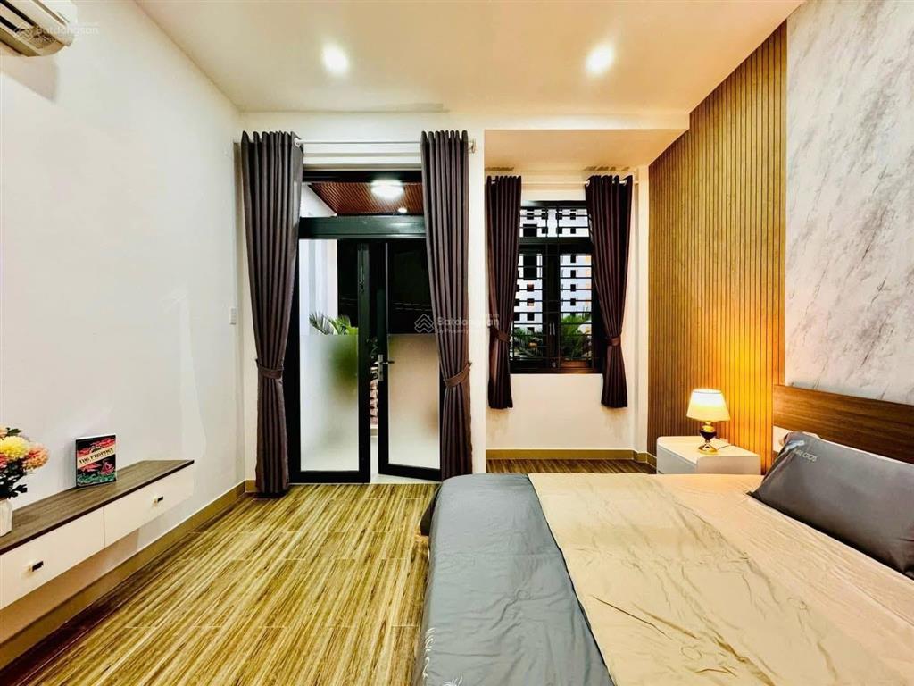 Bán nhà 60m2 ngay nguyên hồng, gò vấp. giá 3 tỷ 820  khu dân cư hiện hữu, giá cực tốt, hẻm 5m