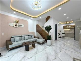 Căn nhà đẹp 52.2m2 gần chợ phạm văn hai, tân bình. giá 3 tỷ 850. shr, hẻm ô tô 5m.  0928 524 ***