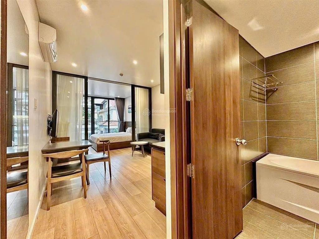 Căn hộ cao cấp the botanica phổ quang. giá 3.2 tỷ / 60m2 gồm 2 pn, 2 wc, nhiều tiện ích xung quanh