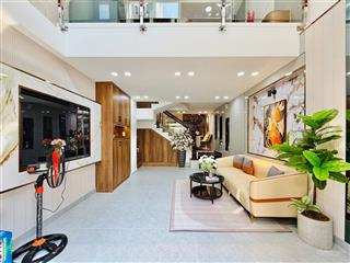 Nhà đẹp 51m2 ngay đào duy anh, phú nhuận  gần sân bay. giá 4 tỷ 115tr. shr, hẻm ô tô 5m