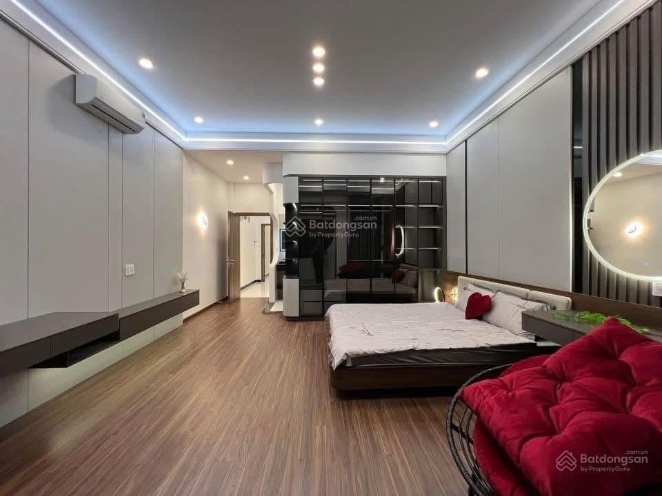 Chủ nhà cần bán gấp căn nhà phạm văn đồng, gò vấp. giá 3 tỷ 190 / 60m2. shr, hẻm xe hơi 5m