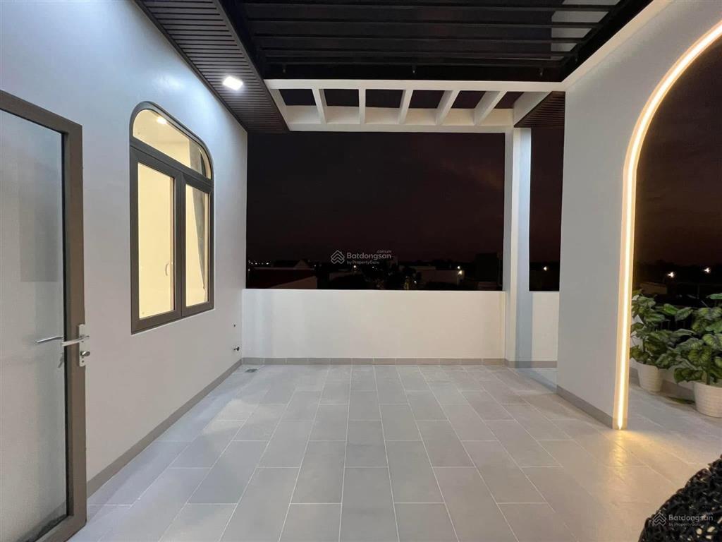 Chủ nhà cần bán gấp căn nhà phạm văn đồng, gò vấp. giá 3 tỷ 190 / 60m2. shr, hẻm xe hơi 5m