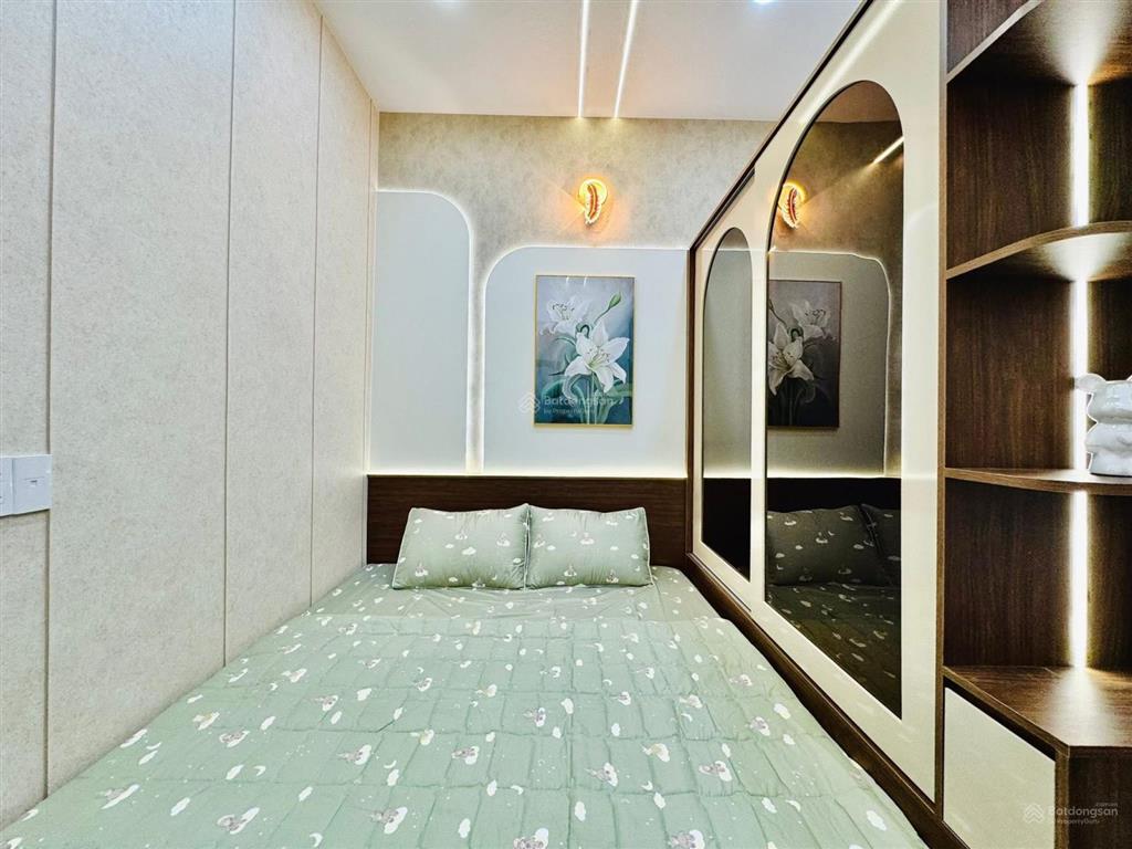 Nhà đẹp 59.2m2 sát chợ gò vấp  lý thường kiệt, gò vấp. giá 3 tỷ 820. shr, hẻm ô tô 4.5m thông