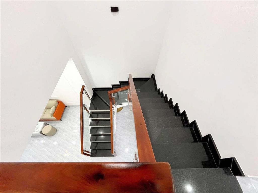 Bán nhà 2 lầu, hẻm 5m ngay nguyễn xí, bình thạnh  3 tỷ 220 / 58.8m2, hẻm xe hơi 5m. sổ hồng riêng