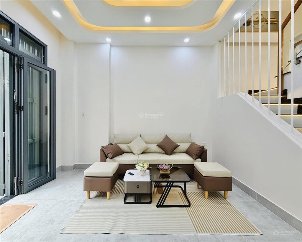 Bán nhà gần sân bay  đ. nguyễn văn công, gò vấp. giá 3 tỷ 220 / 51m2. shr, gần nhiều tiện ích