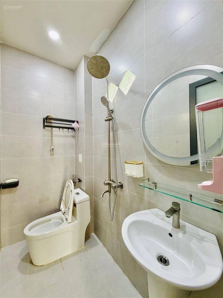Bán nhà gần sân bay  đ. nguyễn văn công, gò vấp. giá 3 tỷ 220 / 51m2. shr, gần nhiều tiện ích