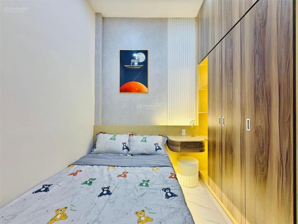 Bán nhà gần sân bay  đ. nguyễn văn công, gò vấp. giá 3 tỷ 220 / 51m2. shr, gần nhiều tiện ích