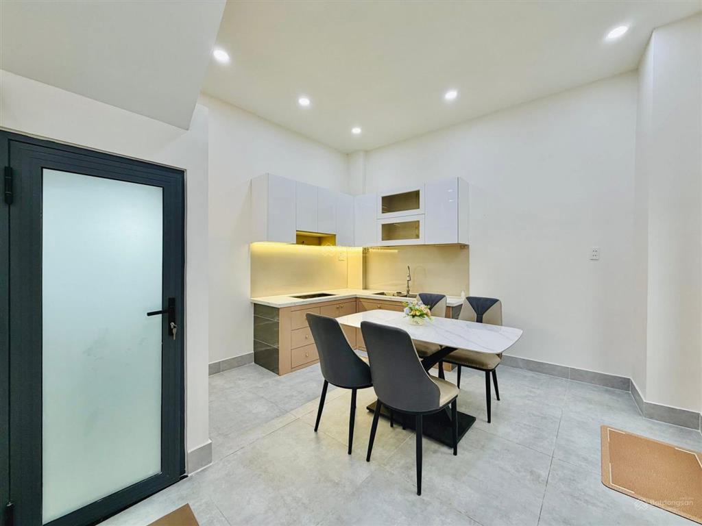 Bán nhà gần sân bay  đ. nguyễn văn công, gò vấp. giá 3 tỷ 220 / 51m2. shr, gần nhiều tiện ích