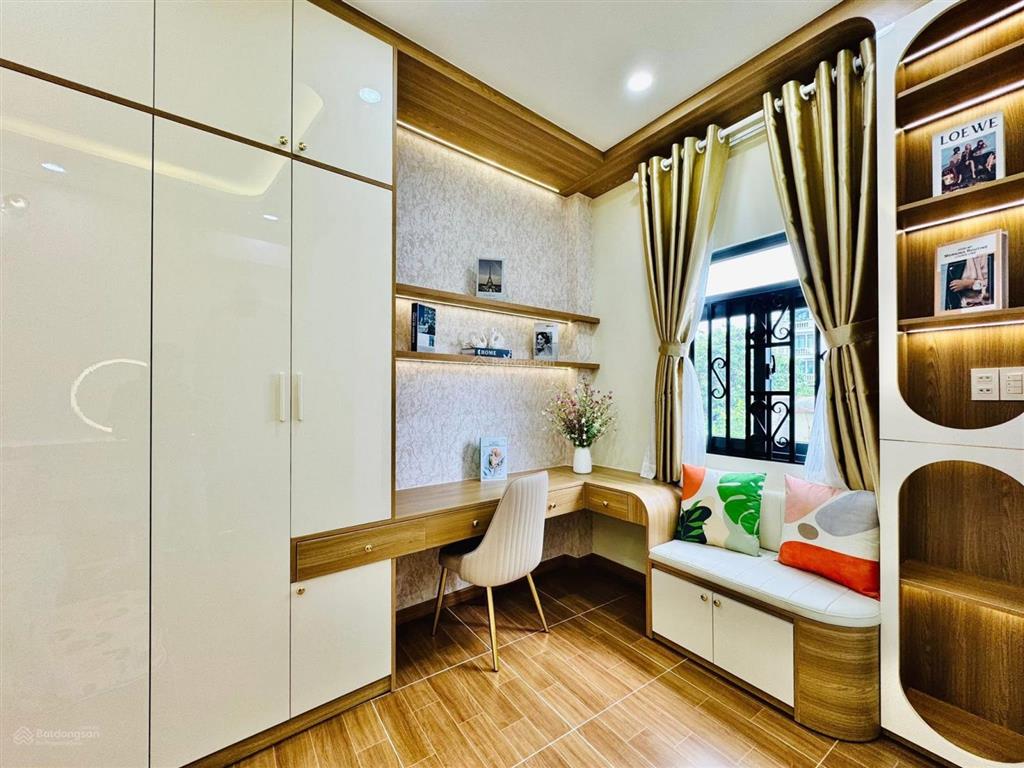 Bán nhanh căn nhà hẻm 1/ đ. bạch đằng, tân bình. 55.2m2. hẻm xe hơi, vị trí đắc địa