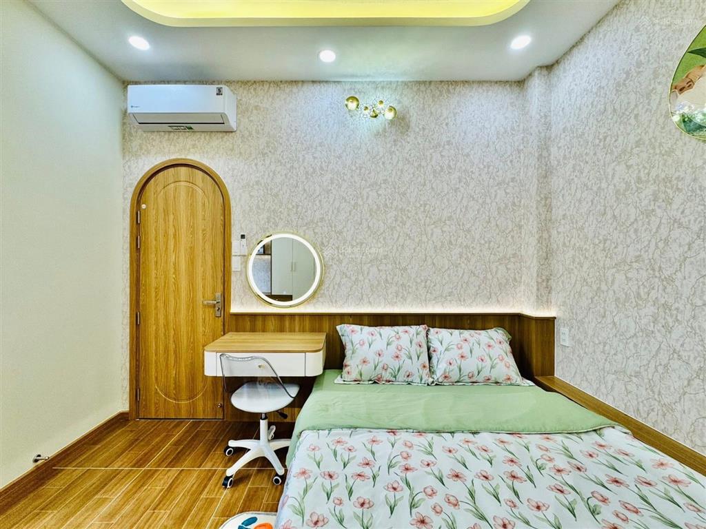 Bán nhanh căn nhà hẻm 1/ đ. bạch đằng, tân bình. 55.2m2. hẻm xe hơi, vị trí đắc địa
