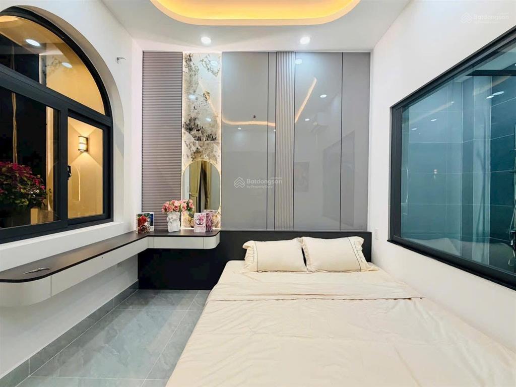 Bán nhanh căn nhà đường lê quang định, bình thạnh. 51.4m2. shr, hẻm xe hơi 5m