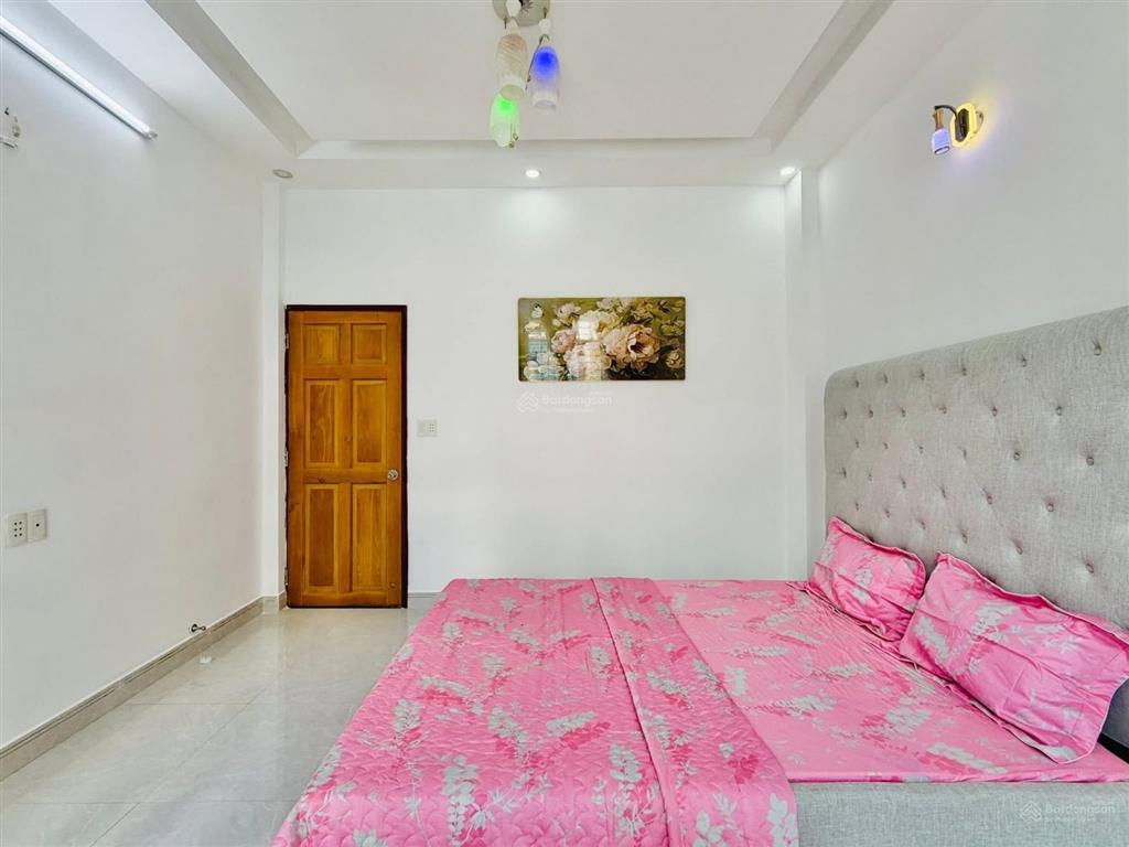 Bán nhà gần chợ cây quéo  hoàng hoa thám, bình thạnh. 49m2, hẻm 4,5m an ninh