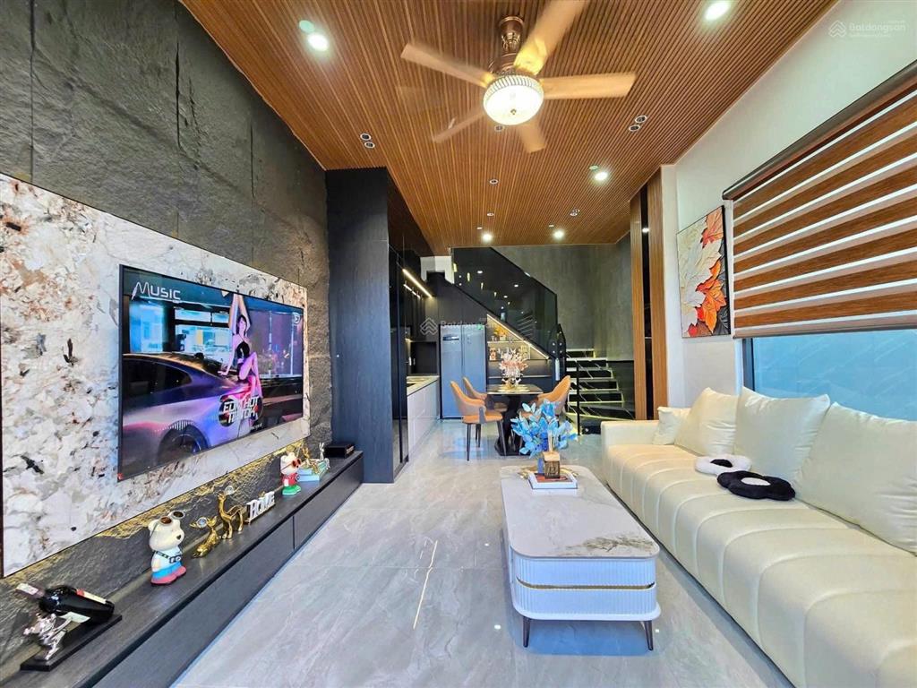 Bán nhà chính chủ, sổ riêng ngay đường số 18, thủ đức. 51m2. hẻm xe hơi