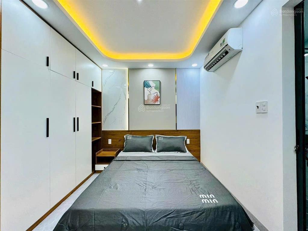 Bán nhà q3 trần quang diệu 53m2. sổ hồng riêng chính chủ