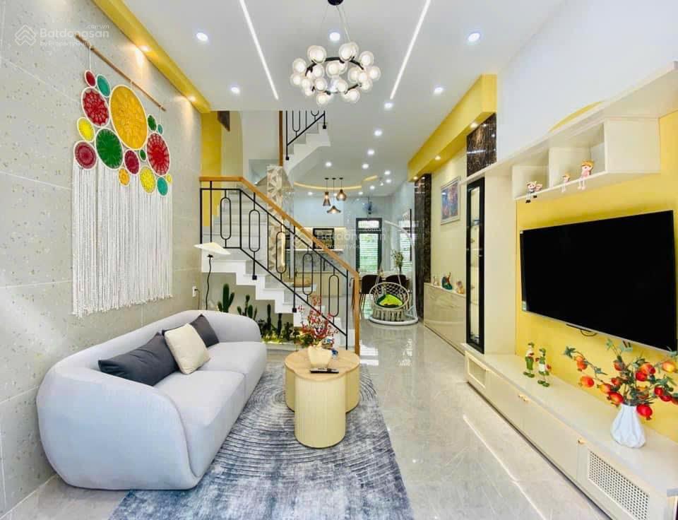 Bán nhà gần kdl bến xưa tl8 thạnh lộc q12, 42m2 sổ hồng riêng