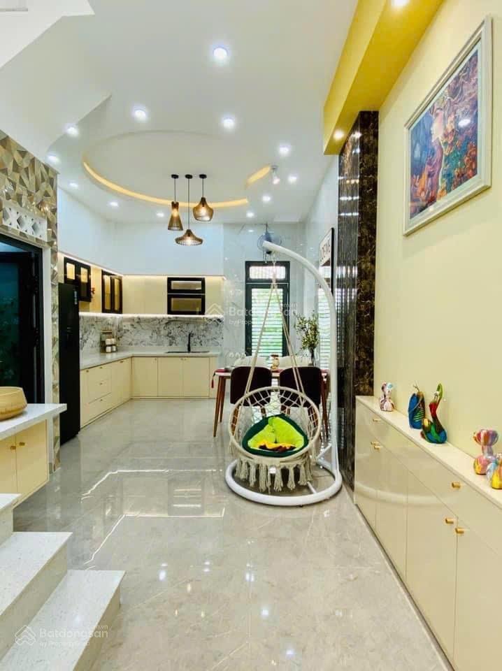 Bán nhà gần kdl bến xưa tl8 thạnh lộc q12, 42m2 sổ hồng riêng