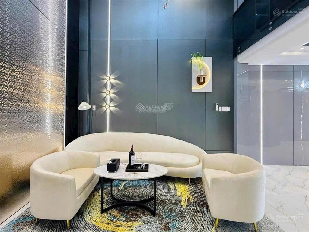 Bán nhà ngay uỷ ban phường cầu kiệu, đường đoàn thị điểm 48m2 sổ riêng