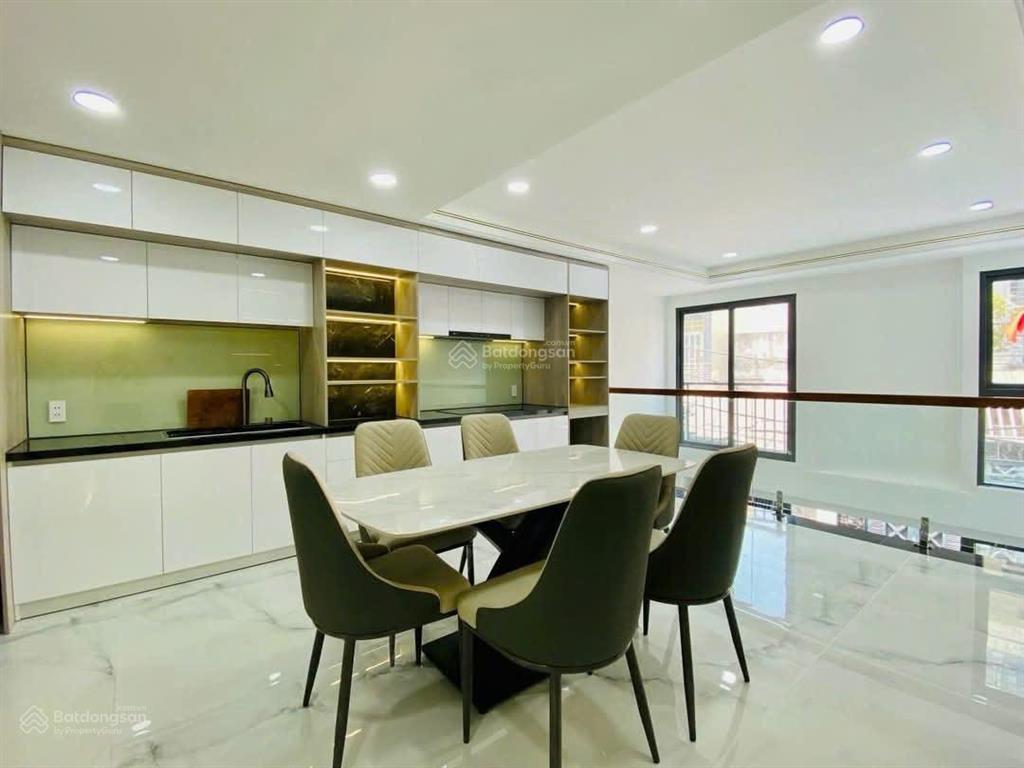 Bán nhà 3tỷ100tr đang còn hợp đồng cho thuê 20tr/tháng dt 55.2m2 ba tháng hai q10. sổ hồng riêng.