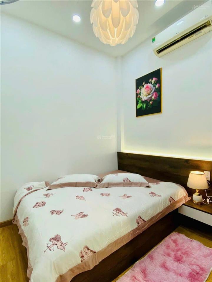 Bán nhà đường hoàng văn thụ, quận tân bình / 55m2 / 3 tỷ 290 triệu, sổ hồng riêng,  0775 687 ***