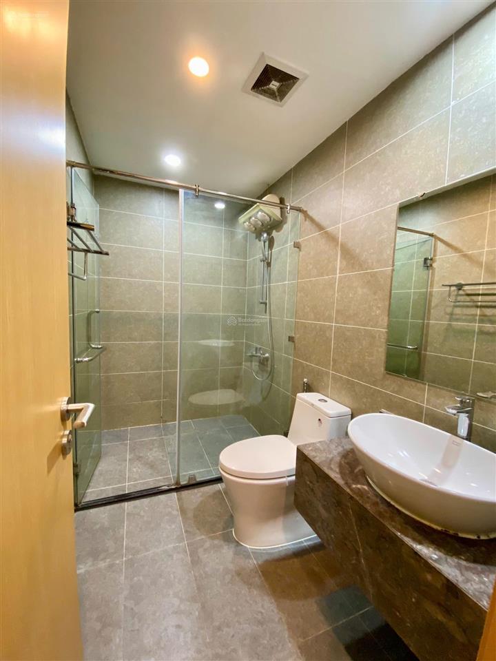 Chính chủ cho thuê căn 3n 115m2 full đồ view thoáng, có slot ôtô dưới hầm vào ở luôn  0393 686 ***