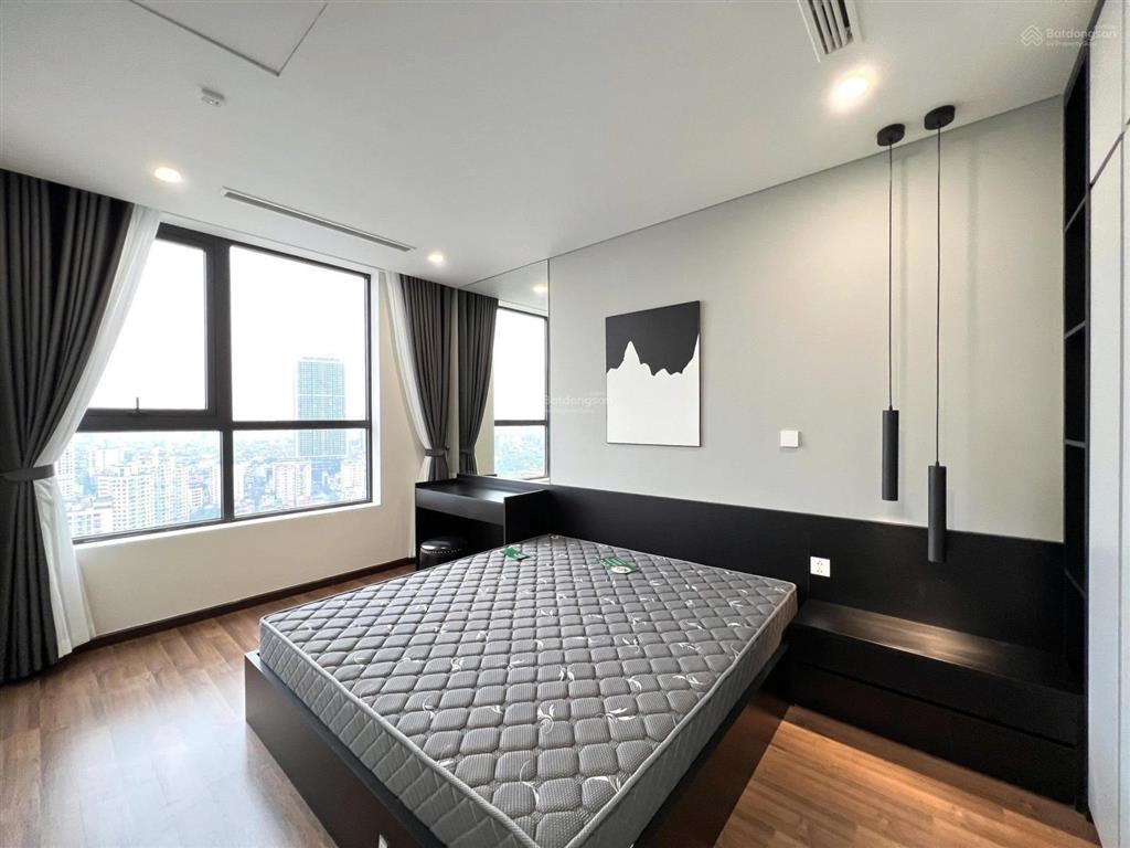 Chính chủ cho thuê the park home 2n nội thất đầy đủ, 85m2 vào ở được luôn view đẹp.  0393 686 ***