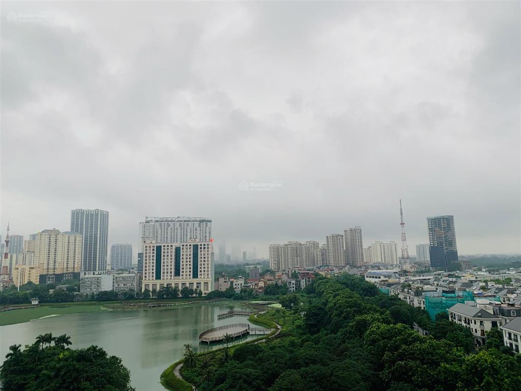 Cho thuê căn studio full đồ tại trinity tower, đầy đủ nội thất, view hồ thoáng mát.  0393 686 ***