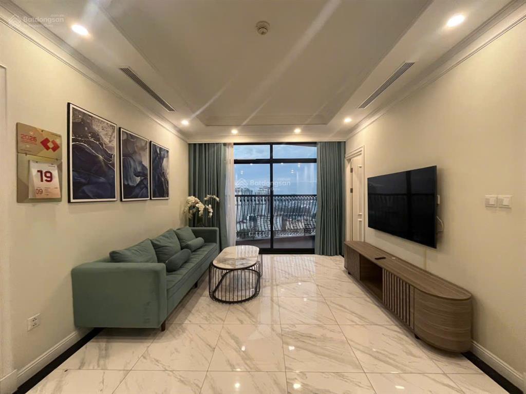 Cho thuê 3 ngủ tầng trung đầy đủ nội thất vào ở luôn tại hateco laroma  0393 686 ***