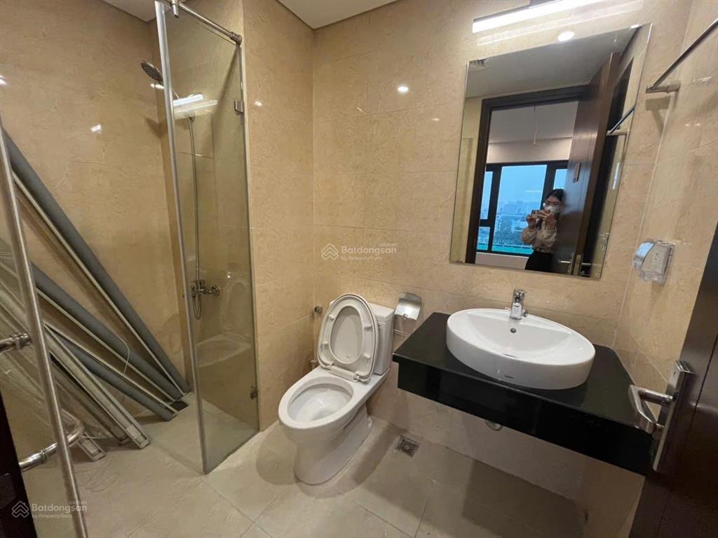 Chính chủ cho thuê căn hộ 3 ngủ 100m2nội thất nguyên bản chủ đầu tư,vào ở được luôn  0393 686 ***