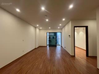 Chính chủ cho thuê căn hộ 3 ngủ 100m2nội thất nguyên bản chủ đầu tư,vào ở được luôn  0393 686 ***