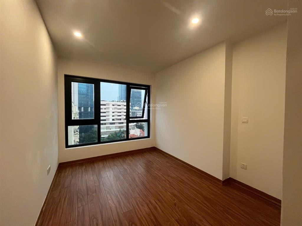 Chính chủ cho thuê căn hộ 3 ngủ 100m2nội thất nguyên bản chủ đầu tư,vào ở được luôn  0393 686 ***