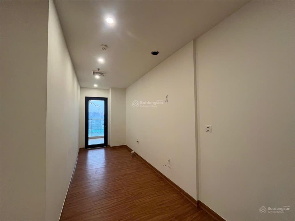 Chính chủ cho thuê căn hộ 3 ngủ 100m2nội thất nguyên bản chủ đầu tư,vào ở được luôn  0393 686 ***