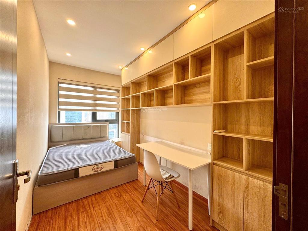 Cho thuê căn 2 ngủ the sun mễ trì 85m2 đầy đủ nội thất vào ở được luôn, nhà thoáng.  0393 686 ***
