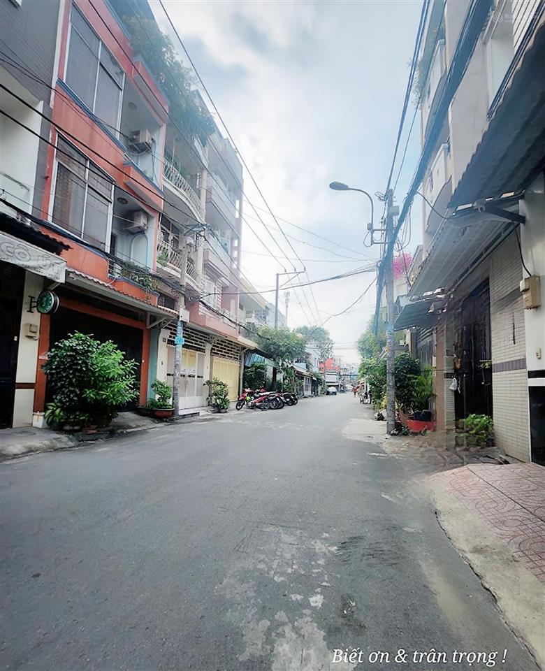 Hẻm lớn khu đẹp xe hơi quay đầu