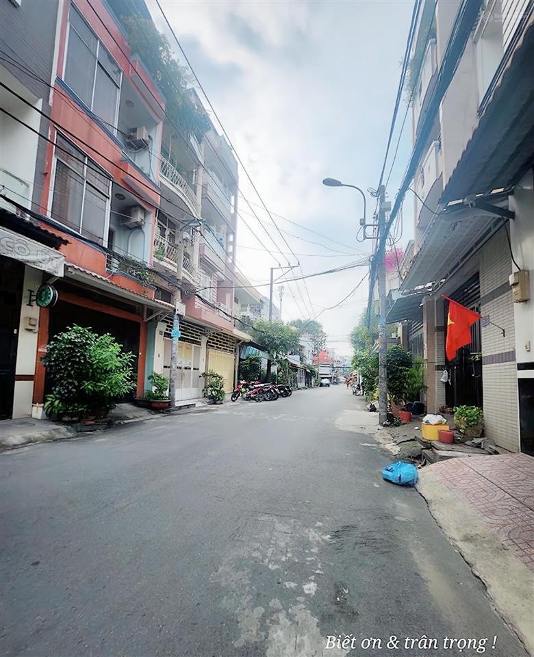 Hẻm lớn khu đẹp xe hơi quay đầu