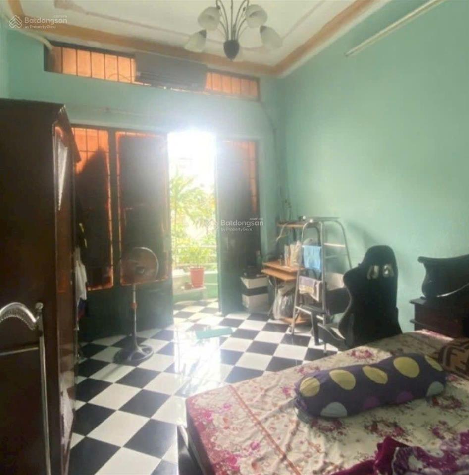 Hẻm xe hơi gần chợ bình thới quận 11