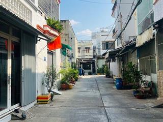 Nhà 3 tầng lô góc dt 5x13m chiến lược bình tân hxt 6m thông ra hương lộ 2 chỉ 6,6ty