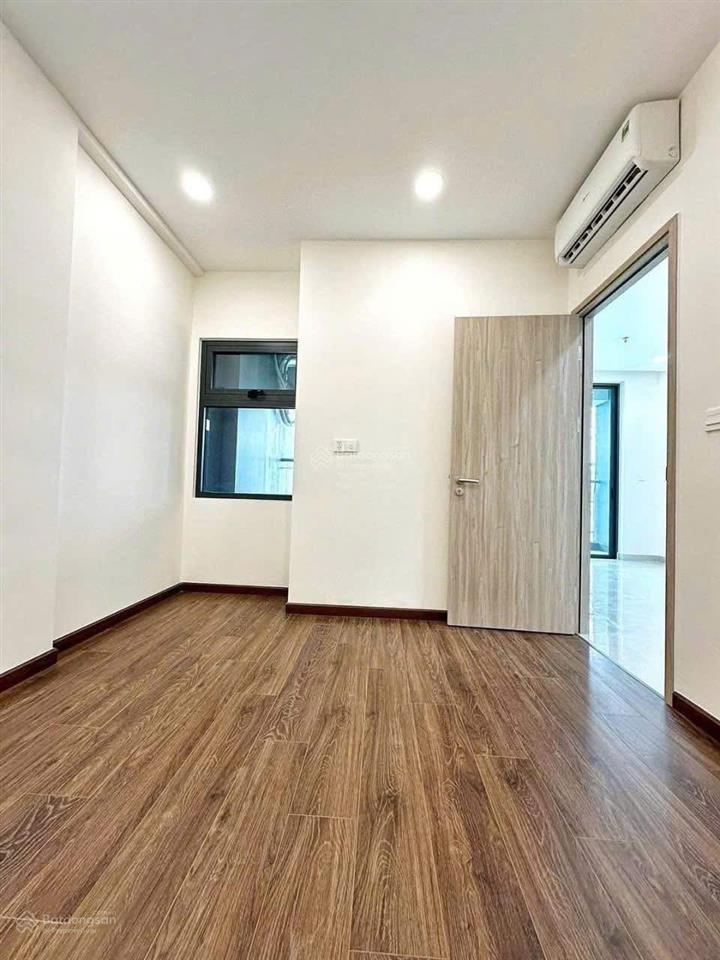 Cho thuê căn hộ cao cấp d  aqua tại 301 bình đông, phú định tphcm diện tích 54m2 giá 7tr